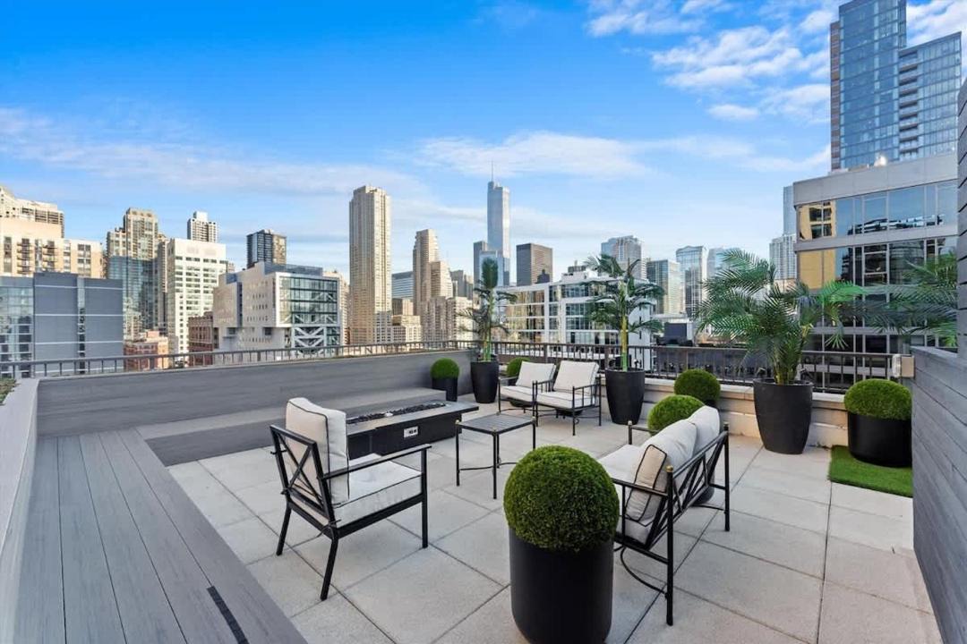 Photo of Patio Balcony in Near North Side