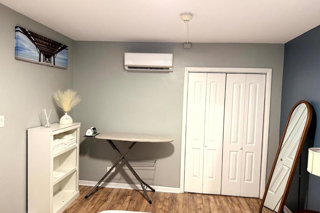 Photo of Bedroom in Rogers Park