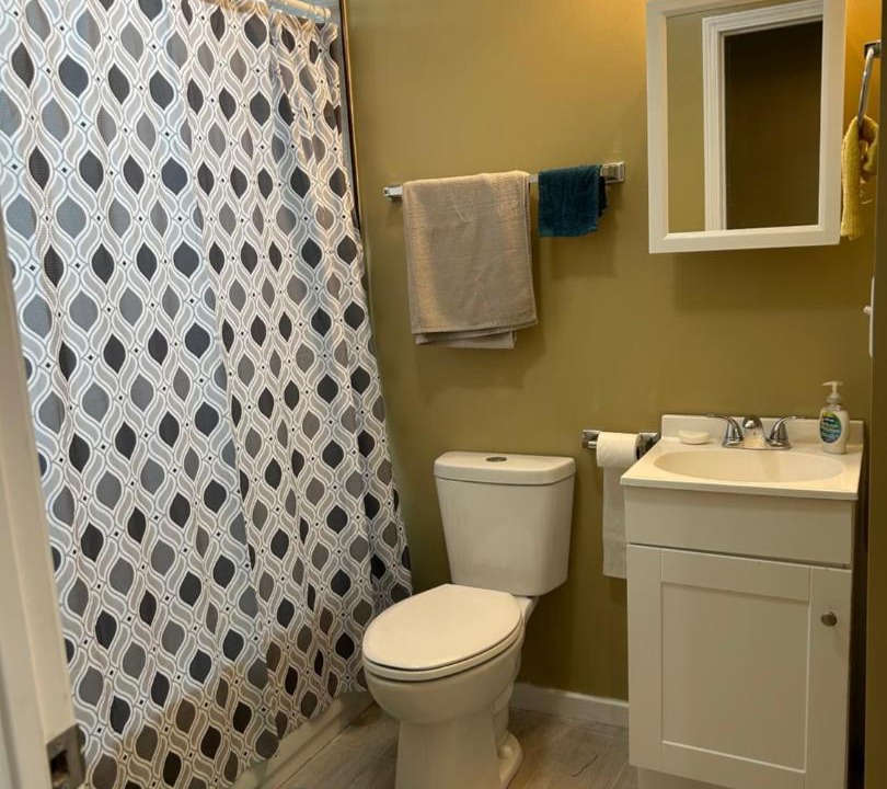 Photo of Bathroom in West Pullman