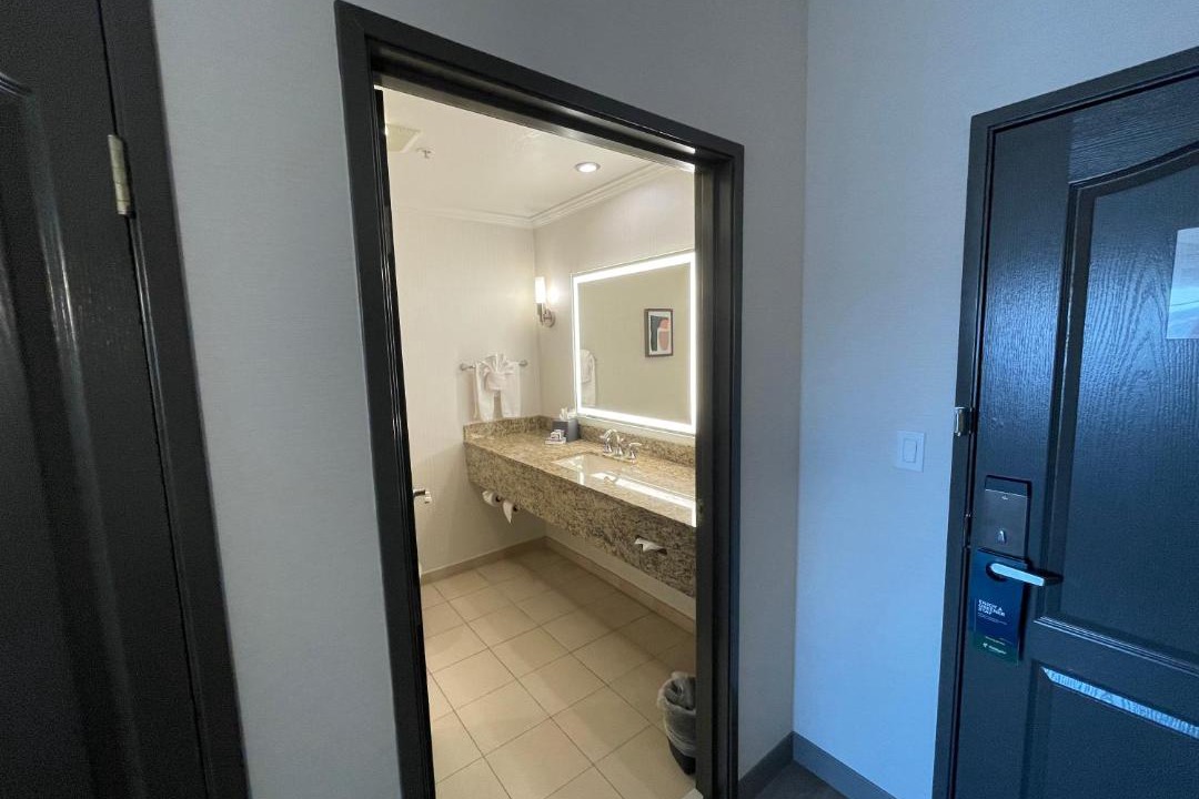 Photo of Bathroom in Elgin