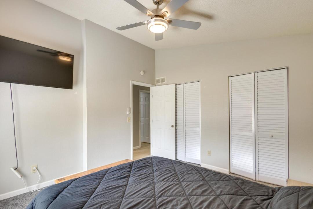 Photo of Bedroom in Pontoon Beach