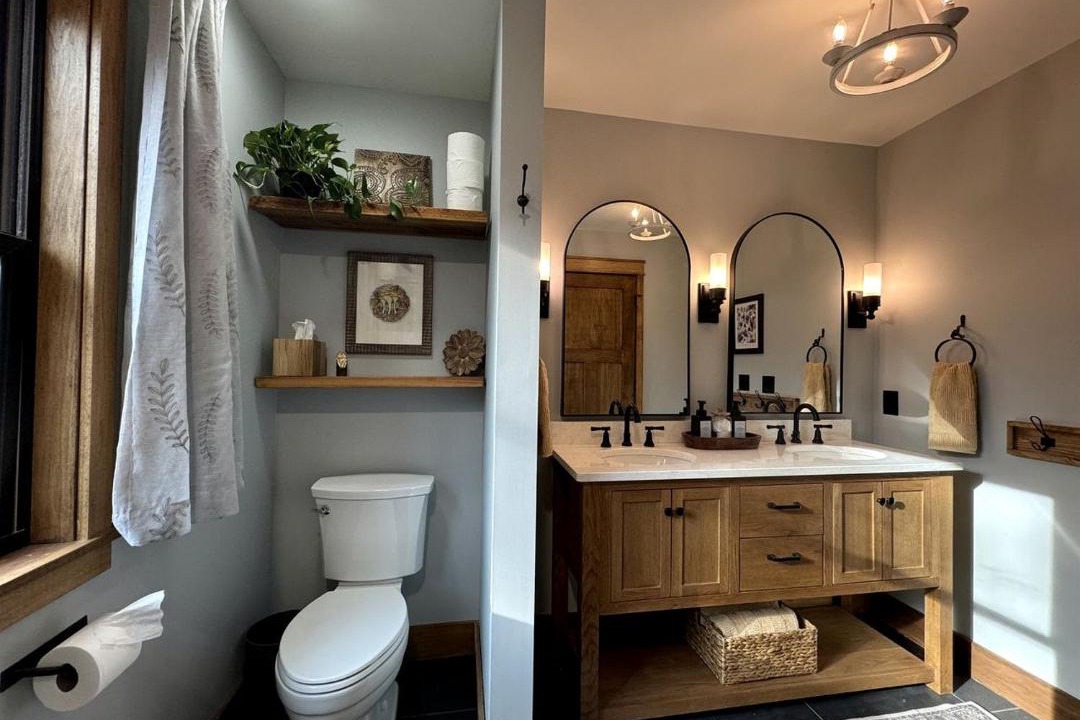Photo of Bathroom in Carbondale