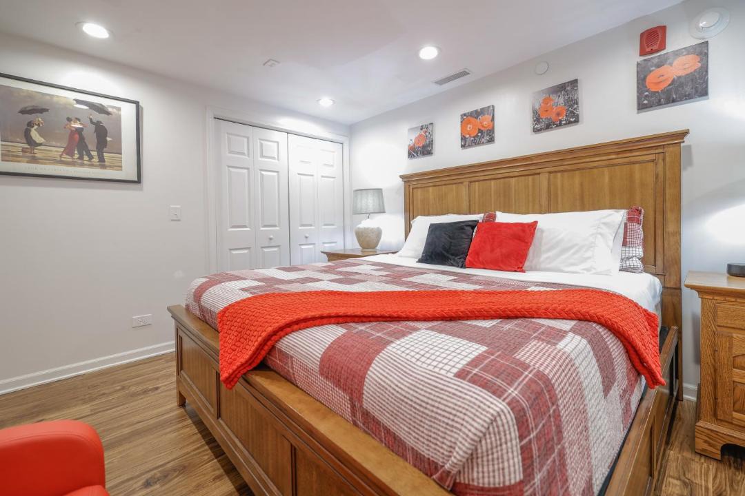 Photo of Bedroom in Plato Center