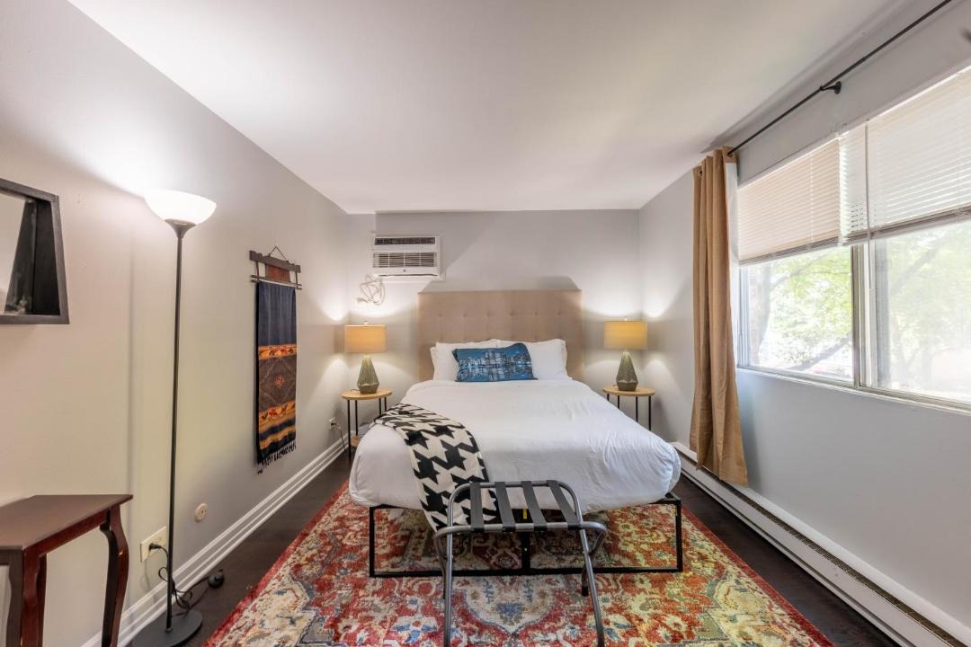Photo of Bedroom in Forest Park