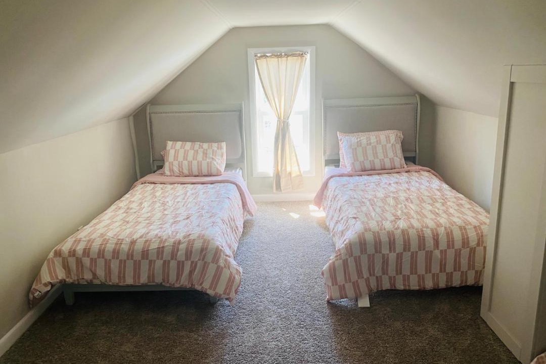 Photo of Bedroom in Quincy