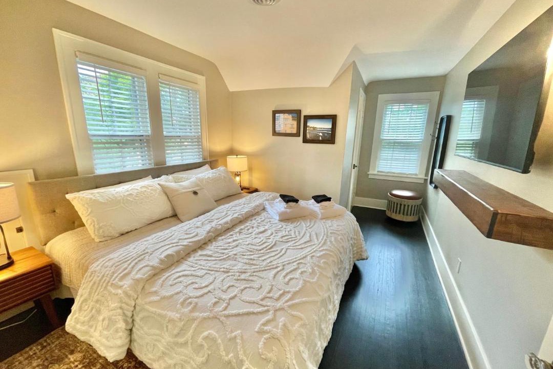 Photo of Bedroom in St. Charles