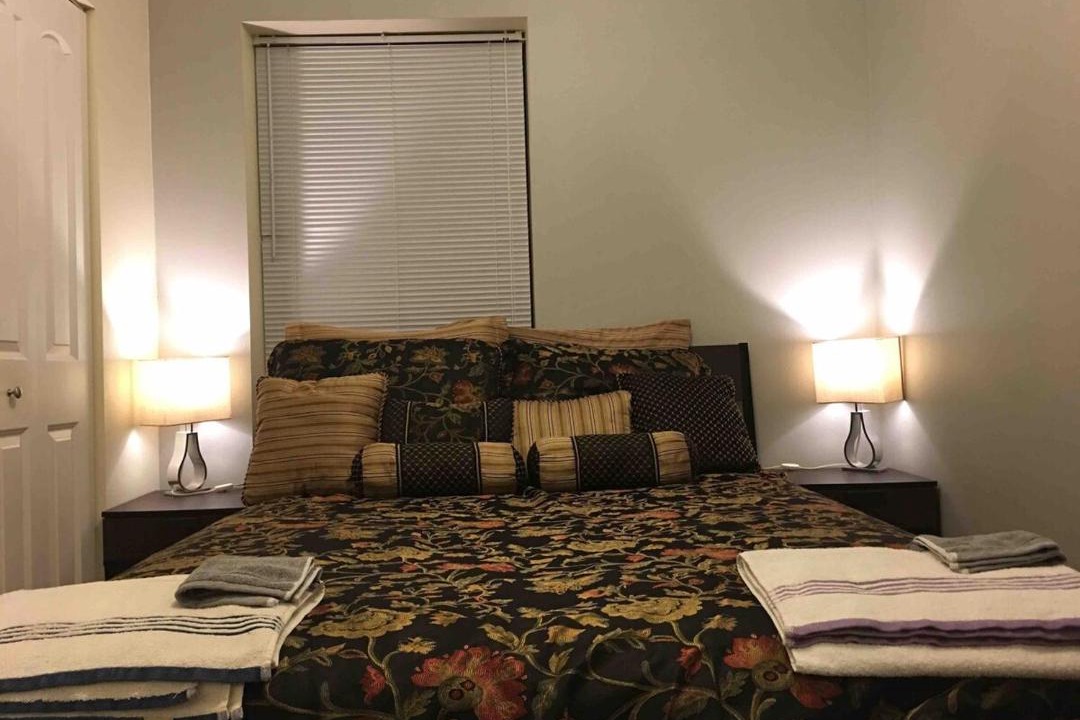 Photo of Bedroom in Lakeview
