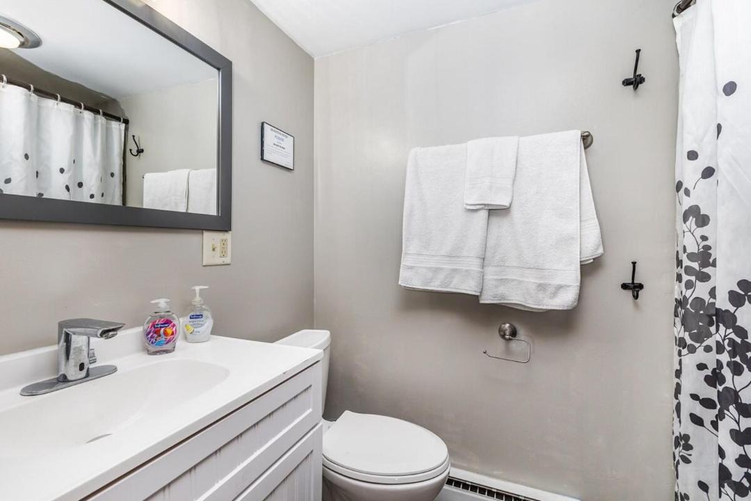 Photo of Bathroom in The Galena Territory
