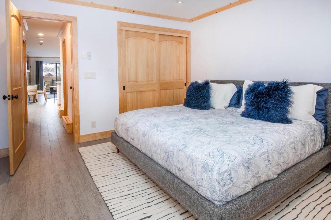 Photo of Bedroom in Avon