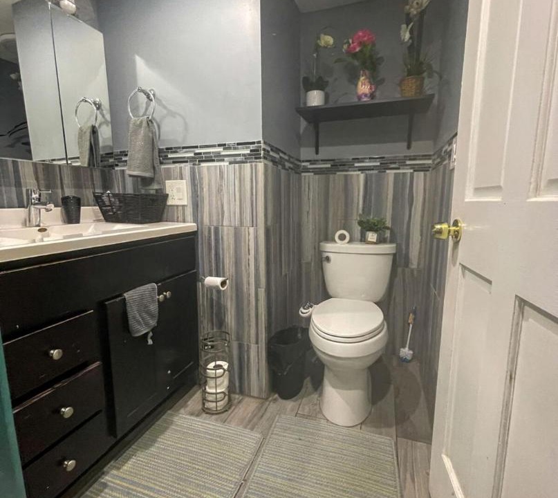 Photo of Bathroom in Skokie