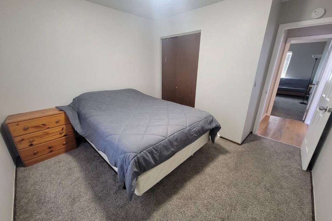 Photo of Bedroom in Pontoon Beach