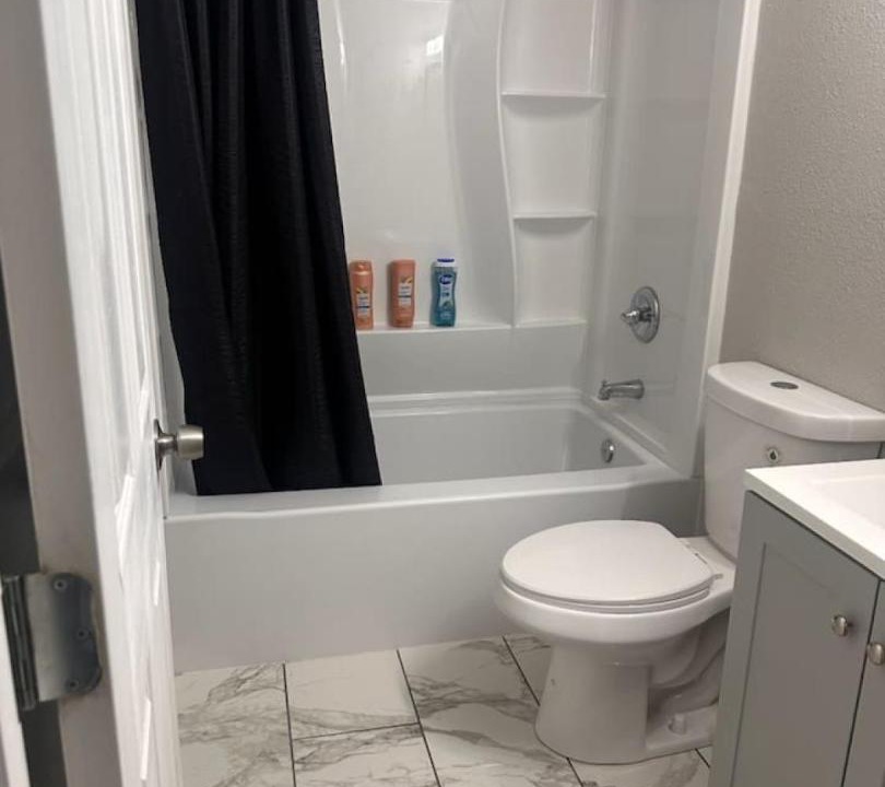 Photo of Bathroom in Pontoon Beach