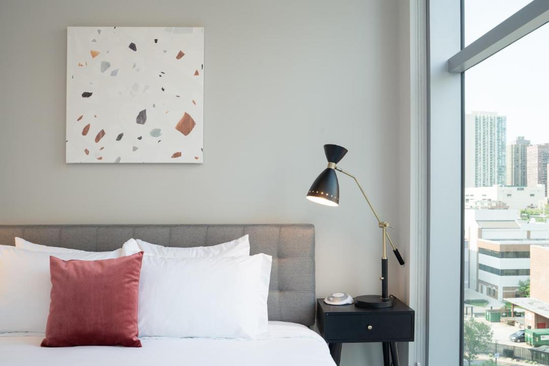 Photo of Bedroom in Near North Side