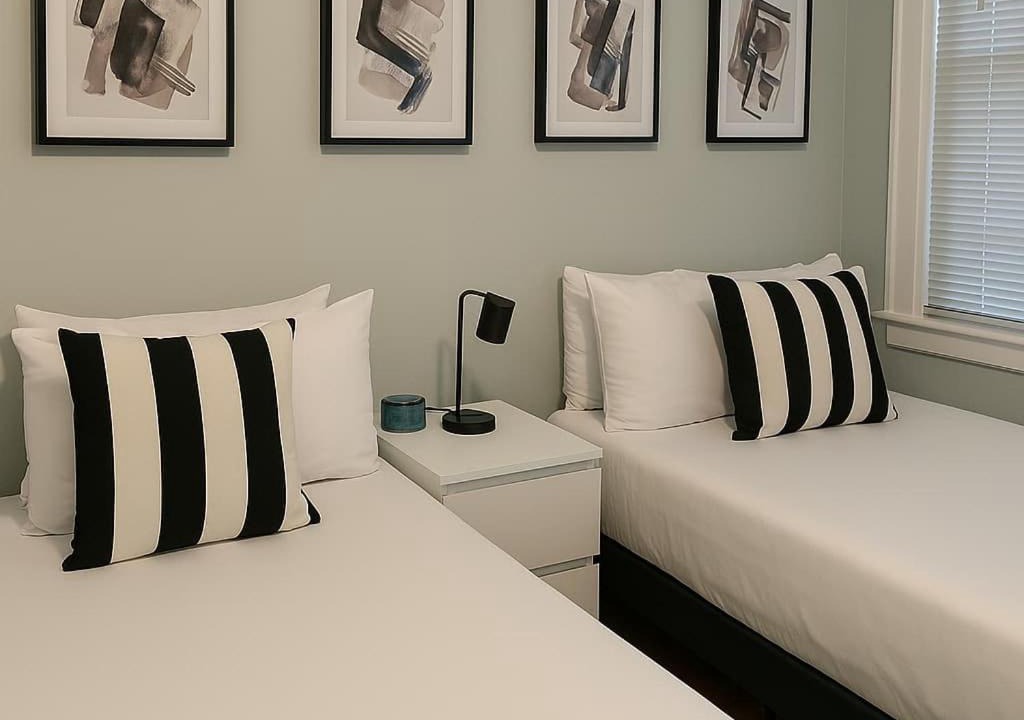 Photo of Bedroom in Wrigleyville