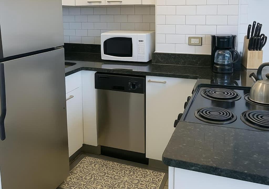 Photo of Kitchen in East Hyde Park