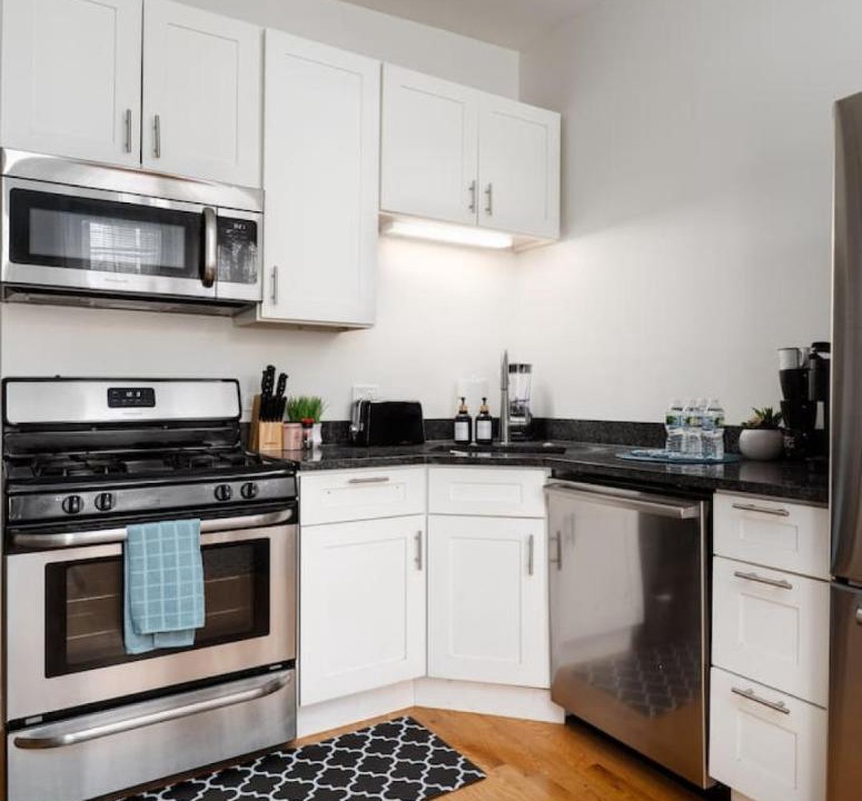 Photo of Kitchen in East Garfield Park