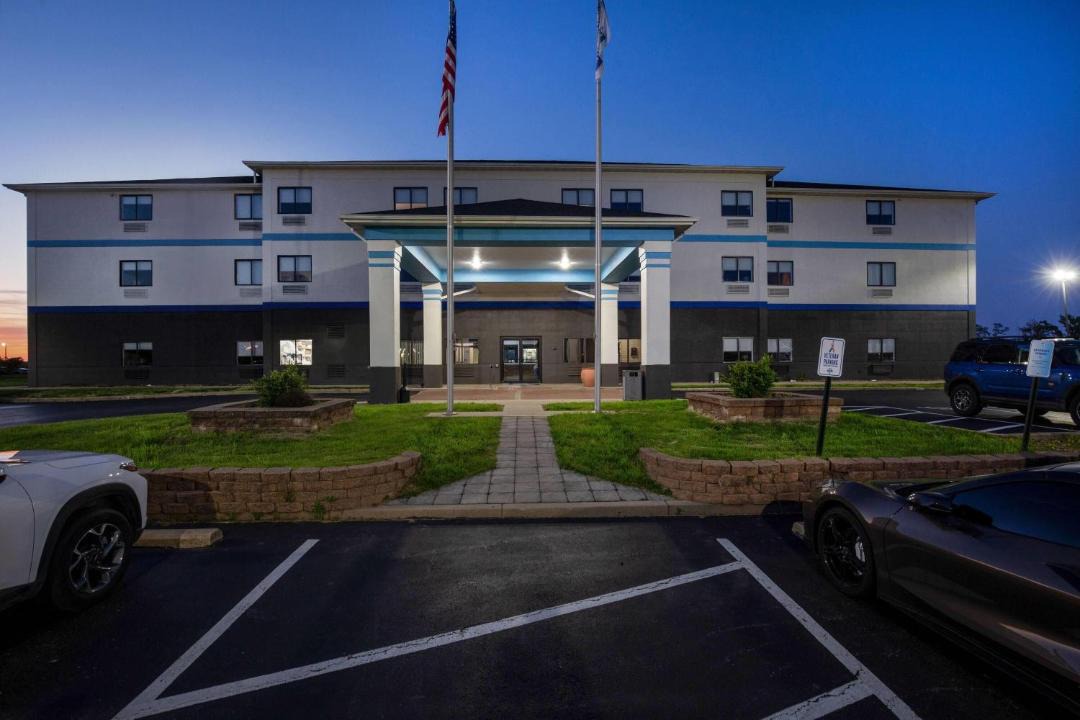 Photo of Buildings in Collinsville
