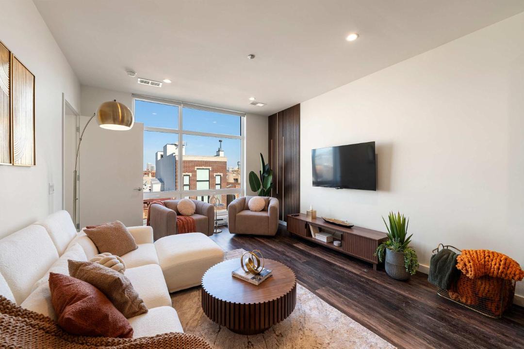 Photo of Livingroom in Pulaski Park