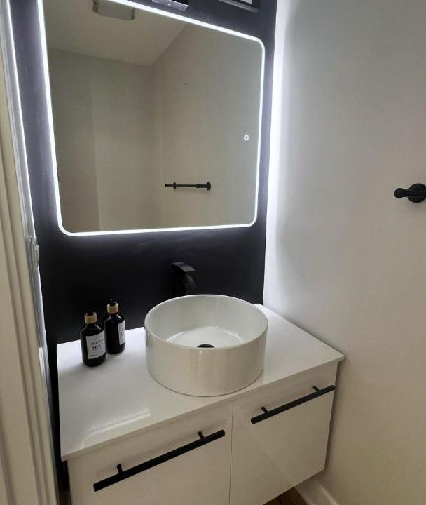 Photo of Bathroom in Woodlawn