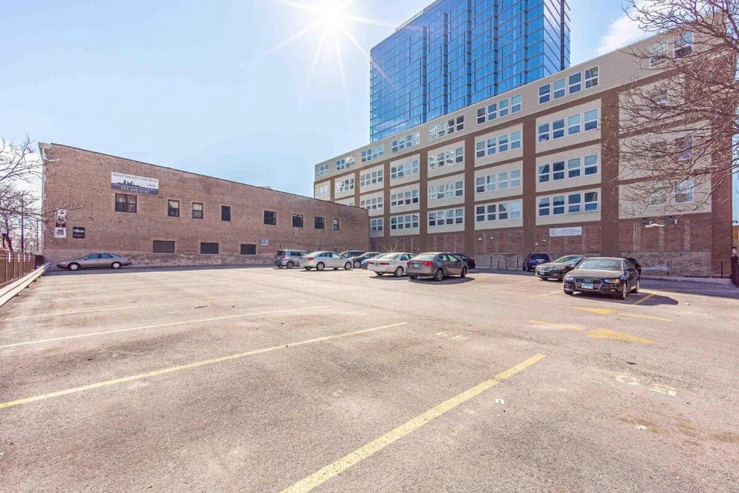Photo of Buildings in Near South Side