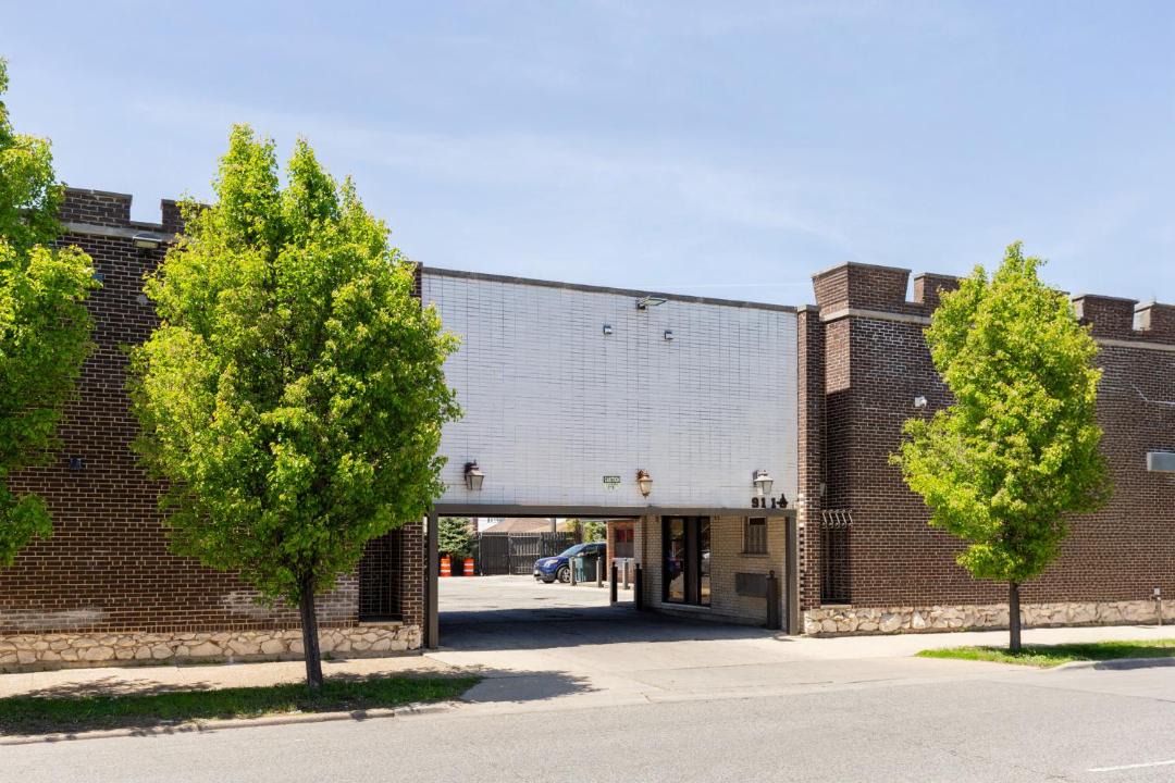 Photo of Buildings in Chatham