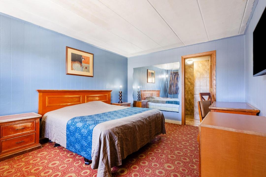 Photo of Bedroom in Chatham