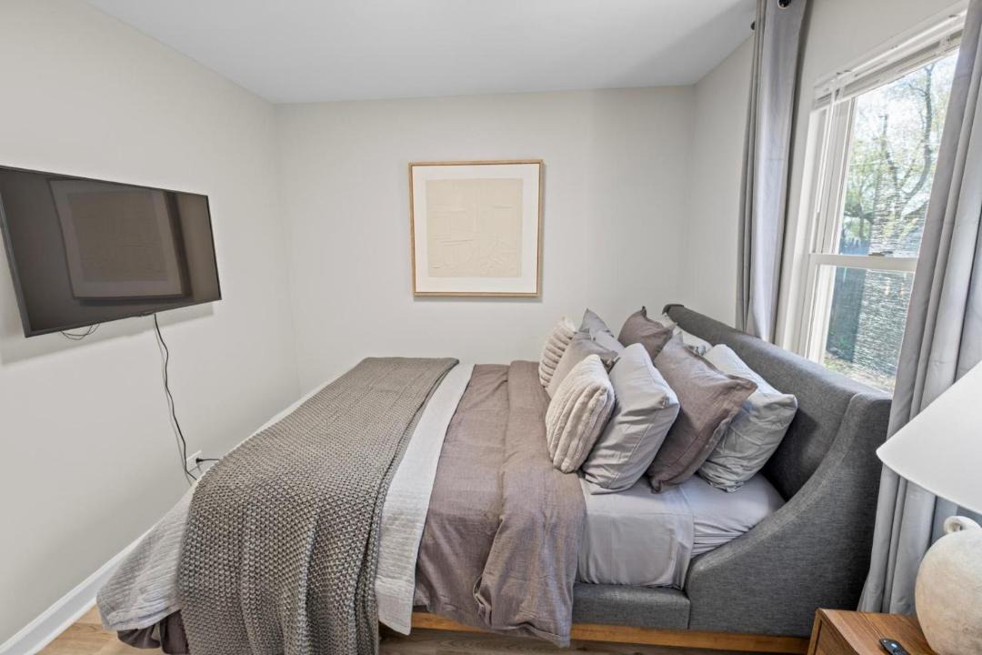 Photo of Bedroom in North Shore