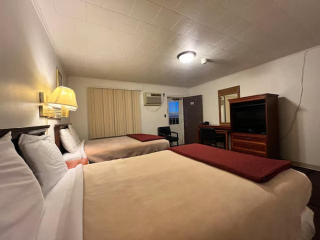 Photo of Bedroom in Adrian