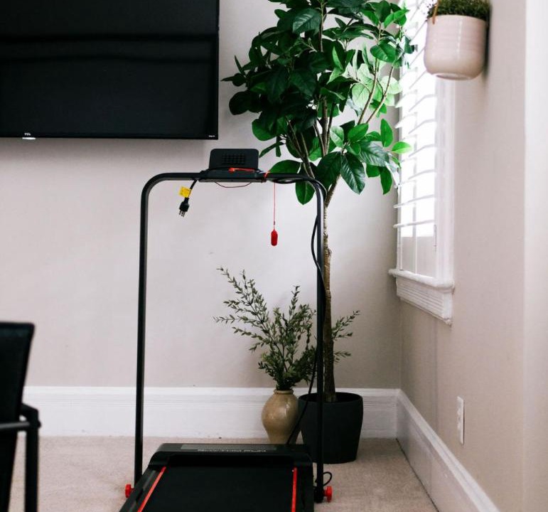 Photo of Livingroom in Old Town Triangle