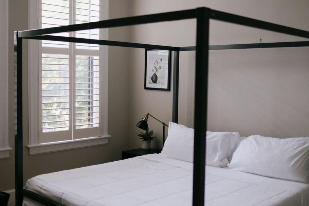 Photo of Bedroom in Old Town Triangle