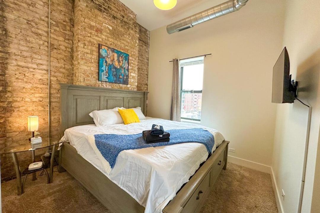 Photo of Bedroom in Near South Side