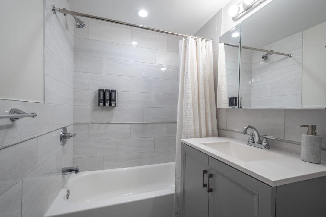 Photo of Bathroom in West Ridge