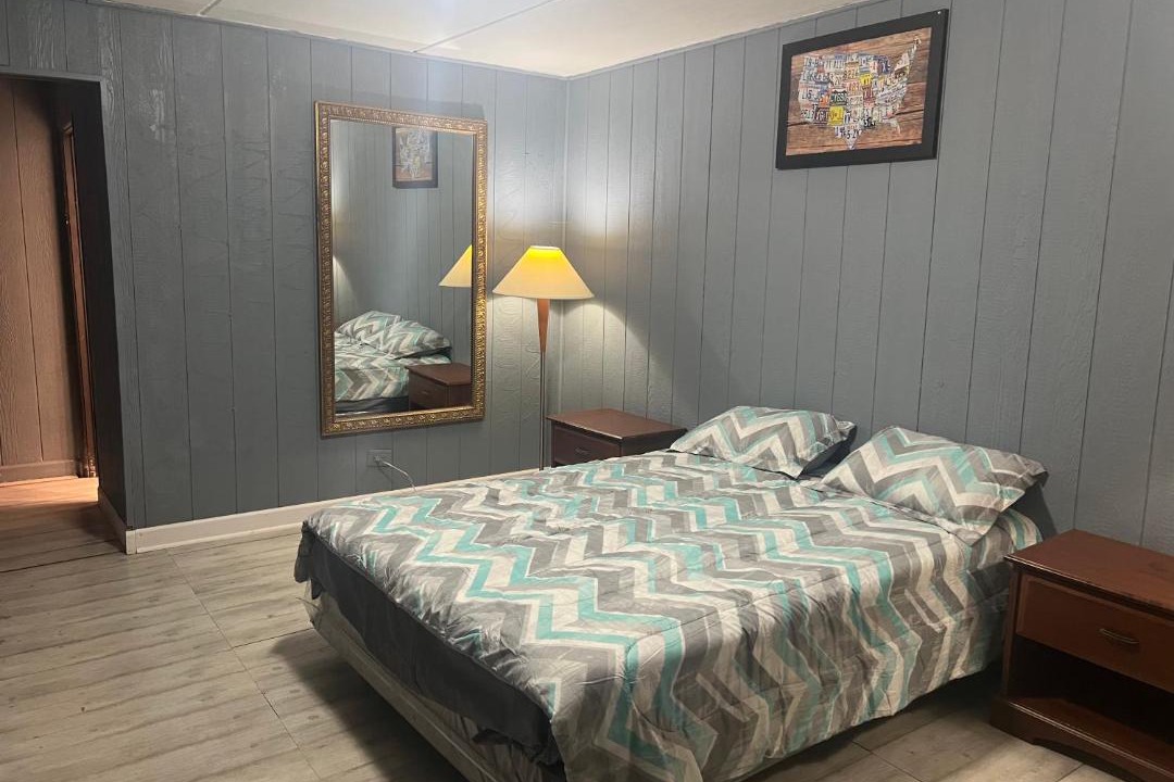 Photo of Bedroom in Greater Grand Crossing