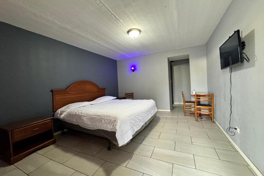 Photo of Bedroom in Greater Grand Crossing