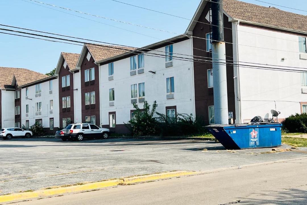 Photo of Buildings in Calumet Park