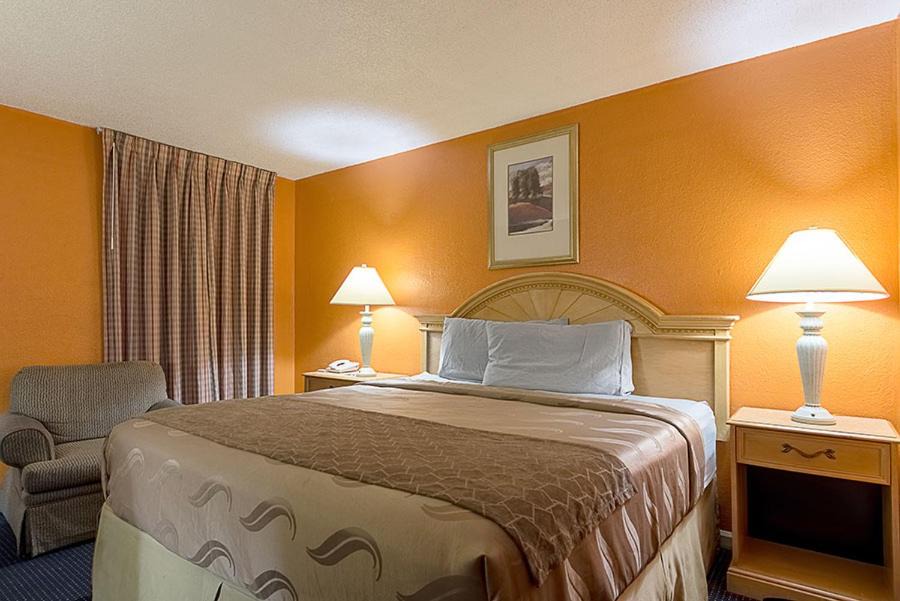 Photo of Bedroom in Paris