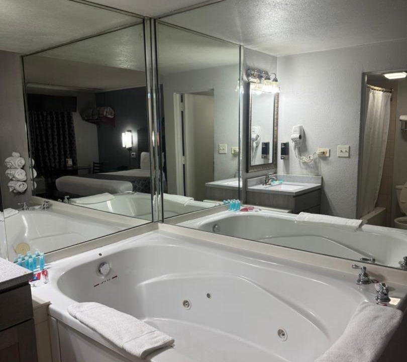 Photo of Bathroom in Chicago Ridge