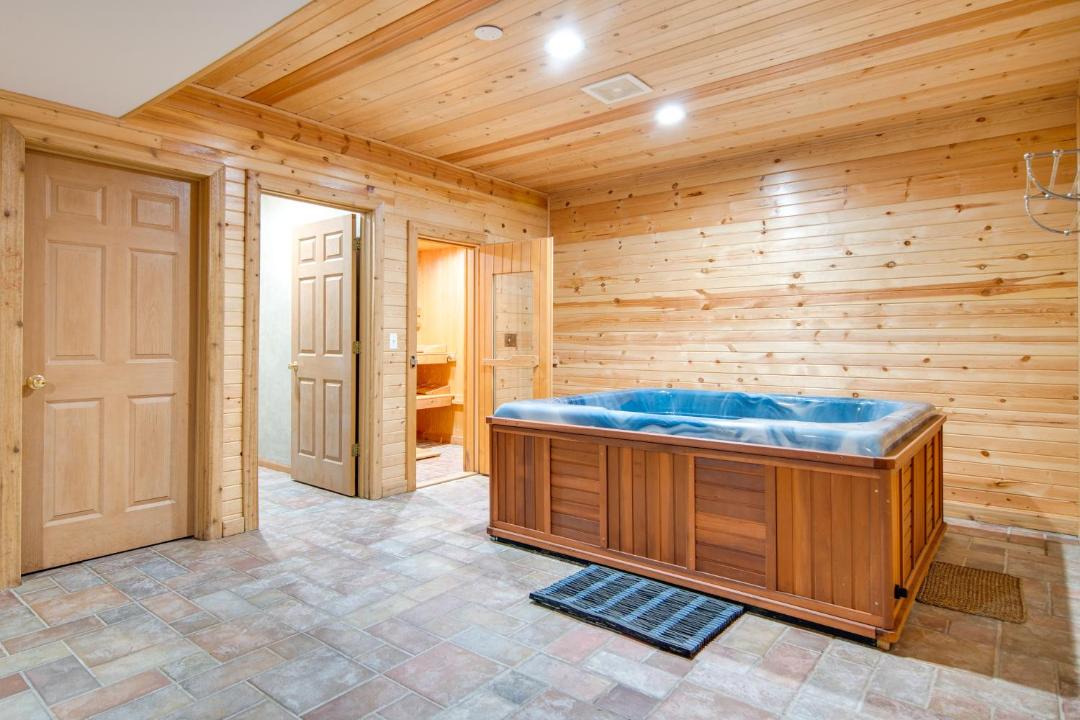 Photo of Bathroom in Hoffman Estates