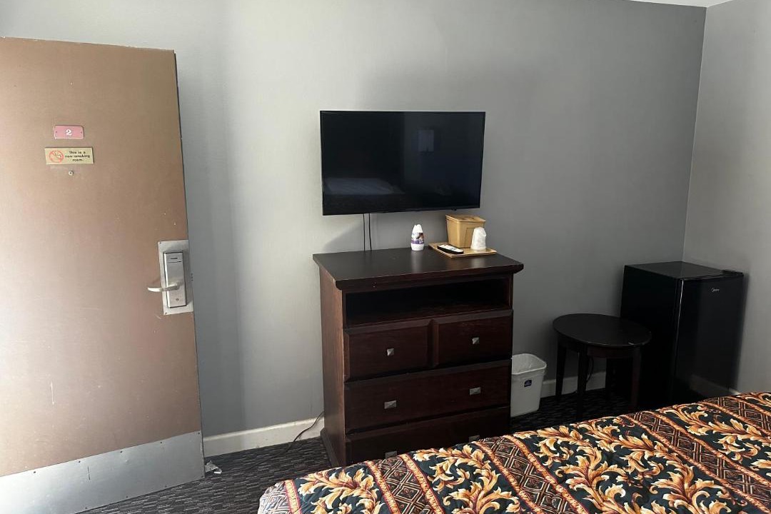 Photo of Bedroom in Budlong Woods