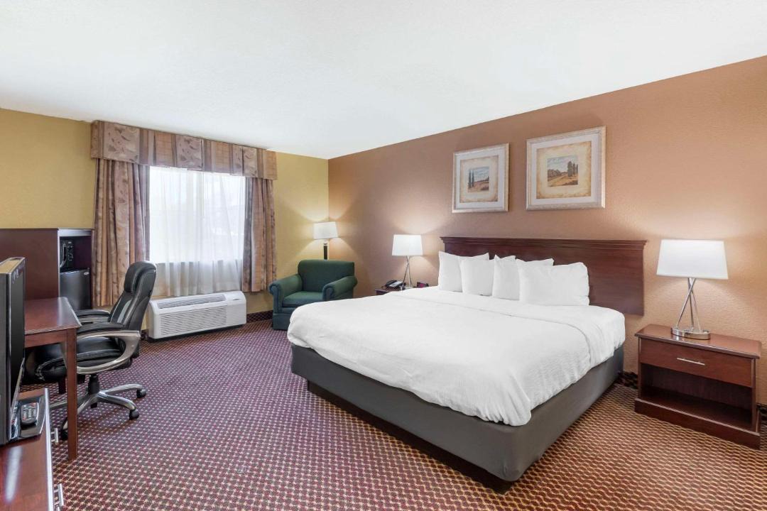 Photo of Bedroom in Bloomington