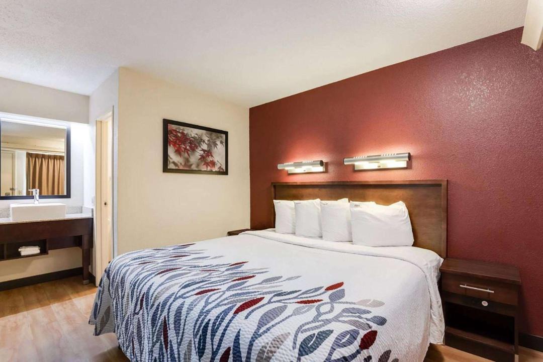 Photo of Bedroom in Deerfield
