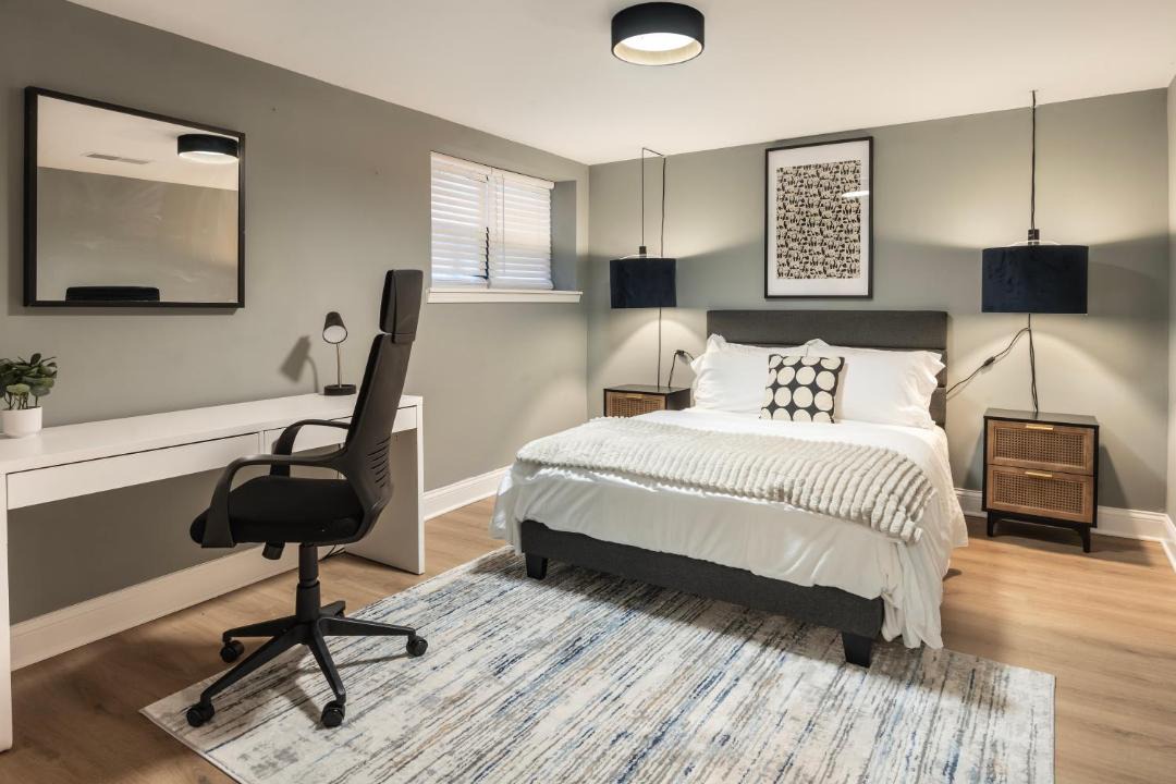 Photo of Bedroom in Kenwood