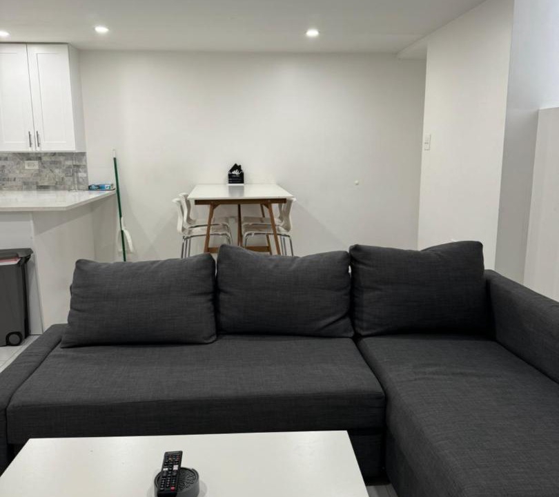 Photo of Livingroom in North Lawndale
