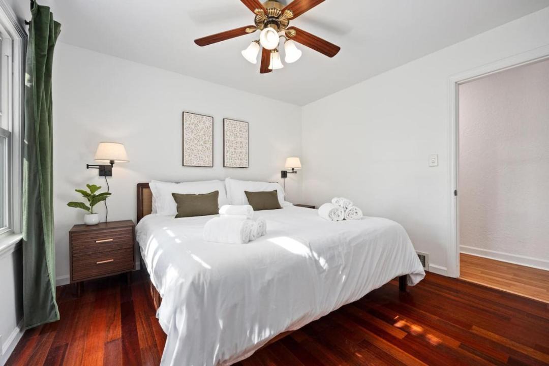 Photo of Bedroom in Peoria Heights