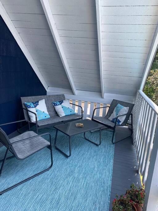 Photo of Patio Balcony in Oak Park
