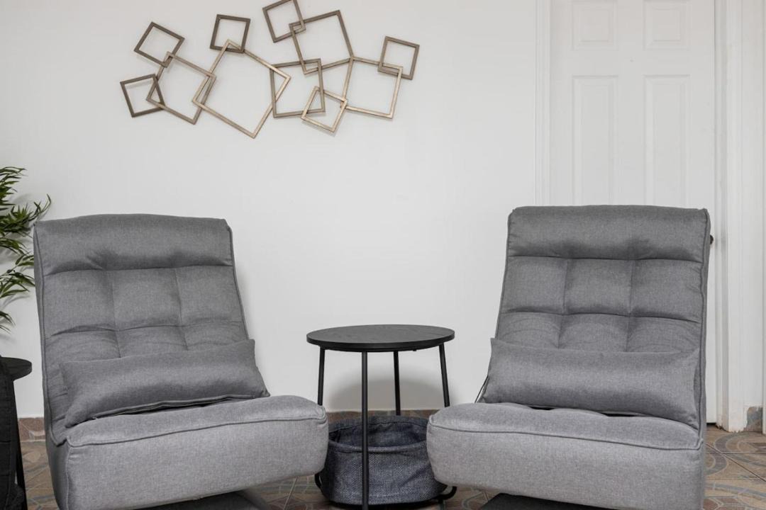 Photo of Livingroom in Marquette Heights