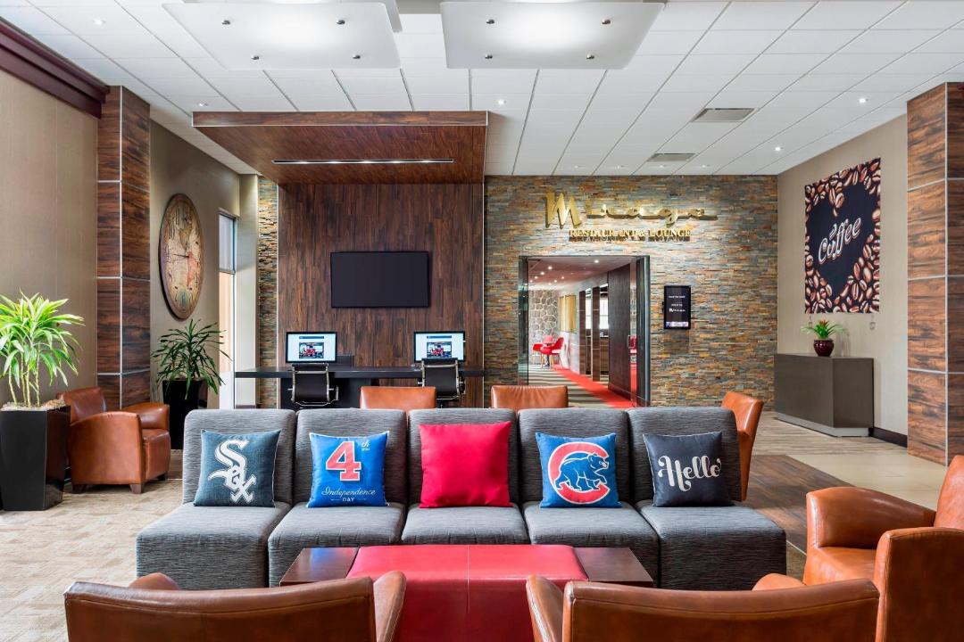 Photo of Livingroom in Schiller Park
