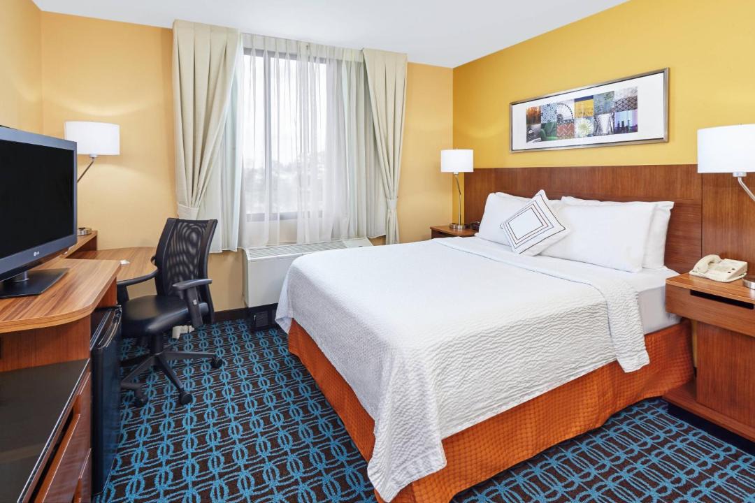 Photo of Bedroom in Lombard