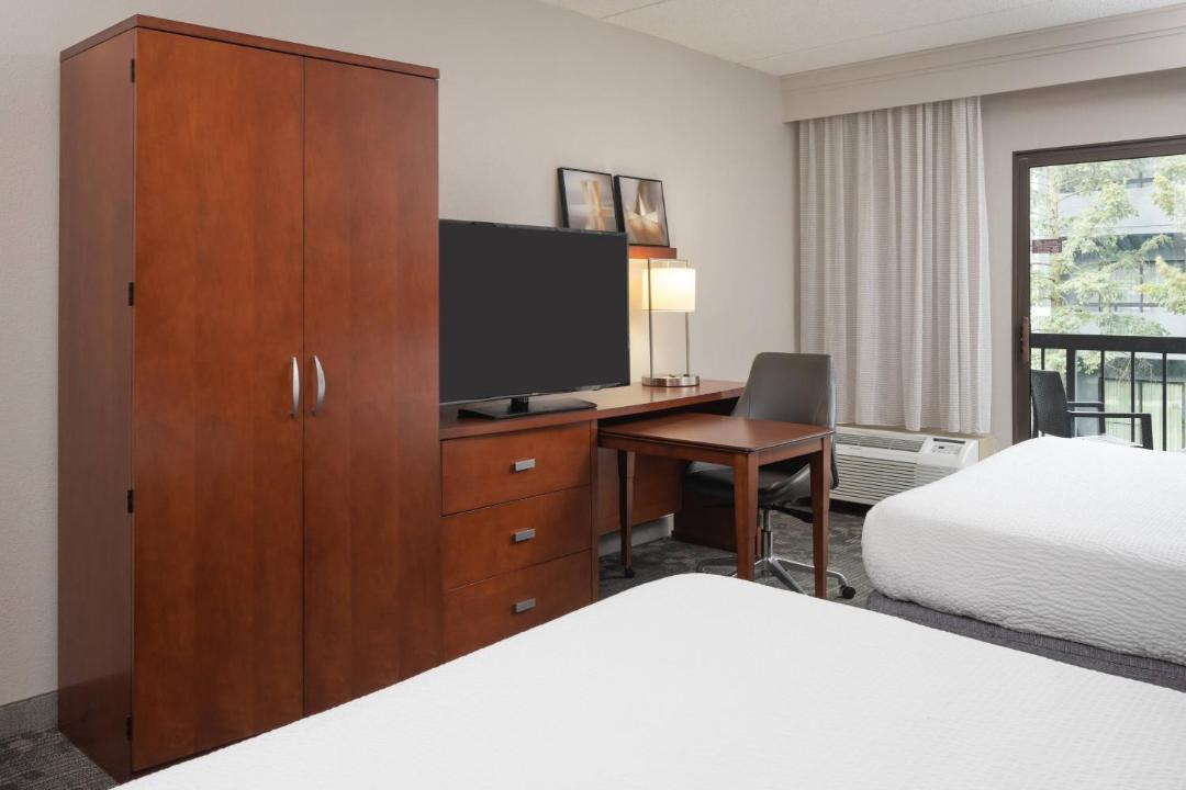 Photo of Bedroom in Wood Dale
