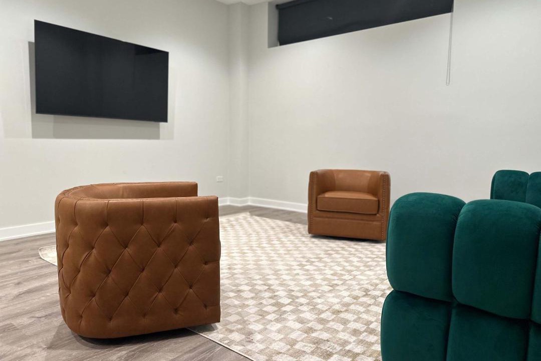 Photo of Livingroom in Ravenswood